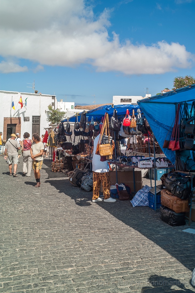 PICT0112.jpg - Teguise, el Domingo.