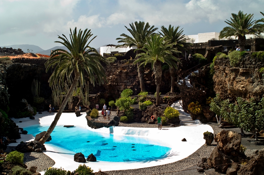 061009_2346.jpg - Jameos del Agua