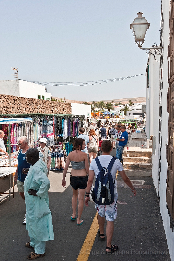 20110515_EUGENE_0650.jpg - Mercadillo en Teguise