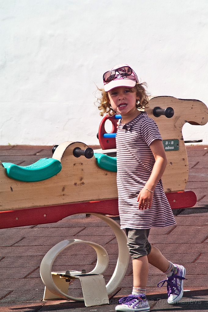 20110515_OLGA_1427.jpg - Mercadillo en Teguise