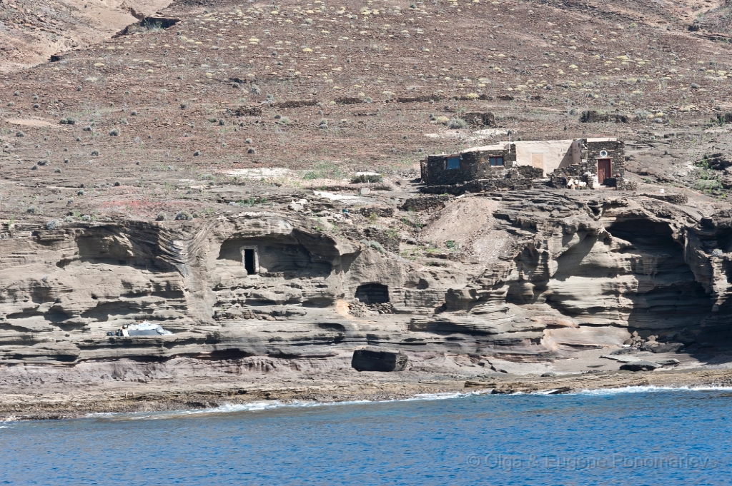 20110518_EUGENE_0247.jpg - La casa del propietario de La Isla de Alegranza