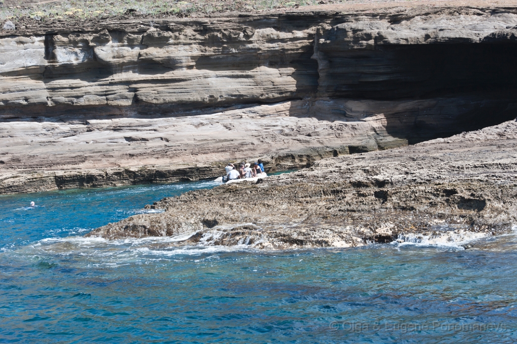 20110518_EUGENE_0267.jpg - La expedición a la cueva marítima en la Isla de Alegranza.