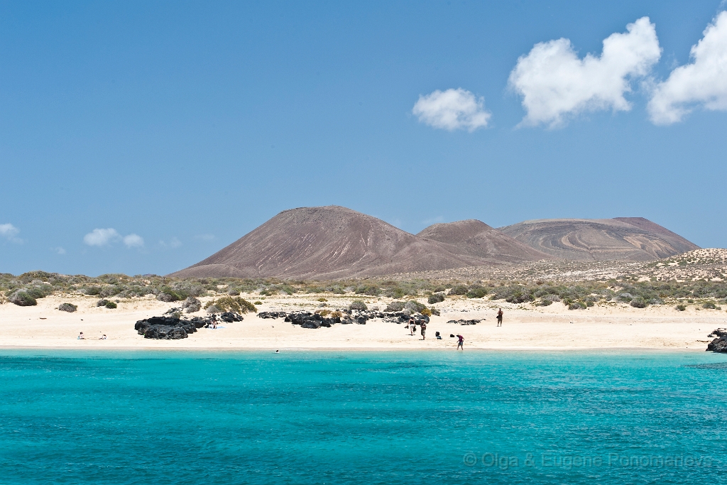 20110518_EUGENE_0468.jpg - La Graciosa, la Playa Francesa.