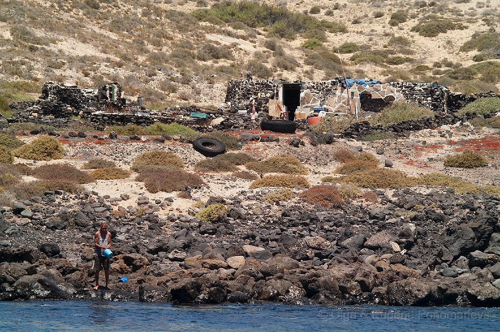 20110518_OLGA_1003.jpg - La Graciosa, iremos a la Playa Francesa