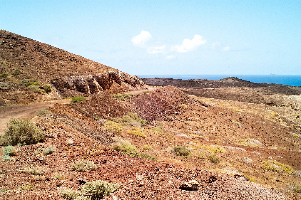 20110518_OLGA_1081.jpg - La Graciosa, la excursión en jeeps.