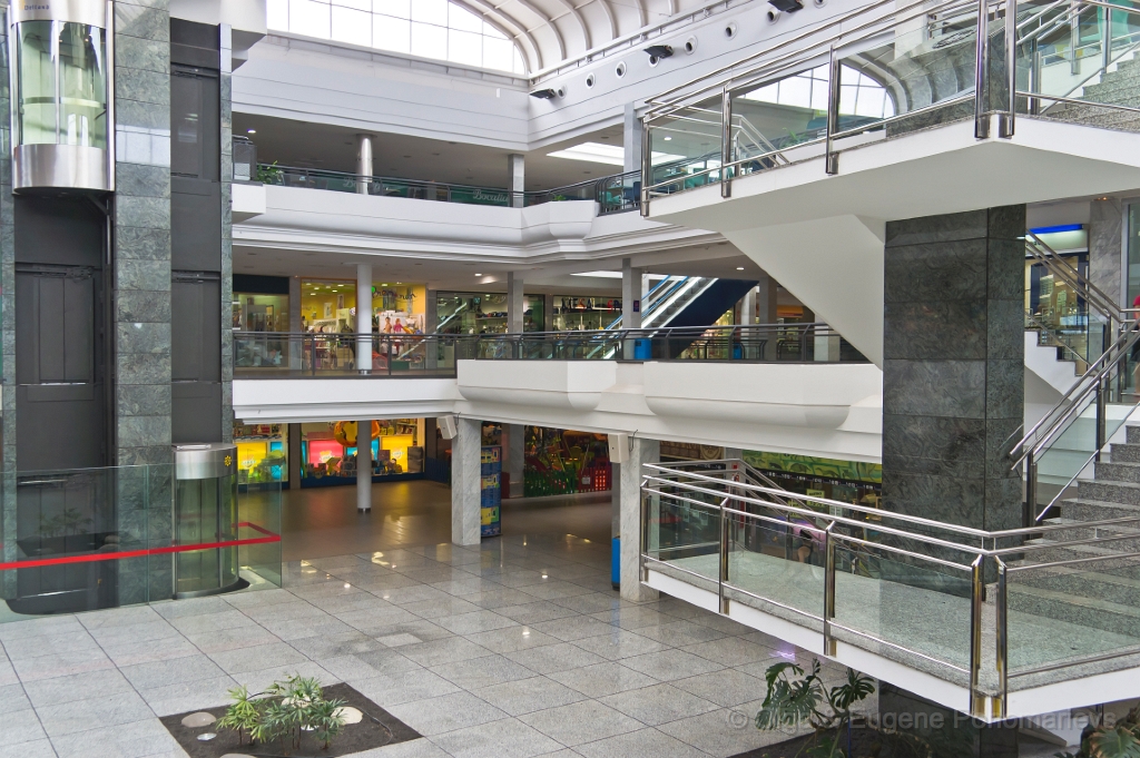 20110524_0617_SONY.jpg - Deland – Centro Comercial en Playa Honda