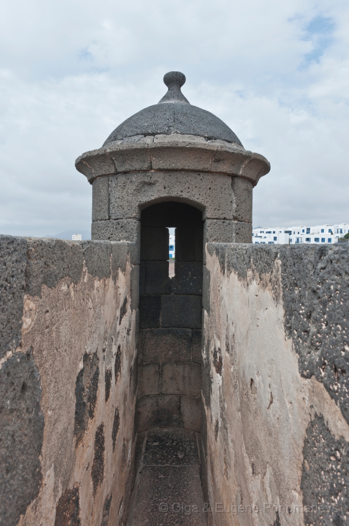 EUGENE20111002_DSC3329.jpg - Arrecife. Castillo de San José.
