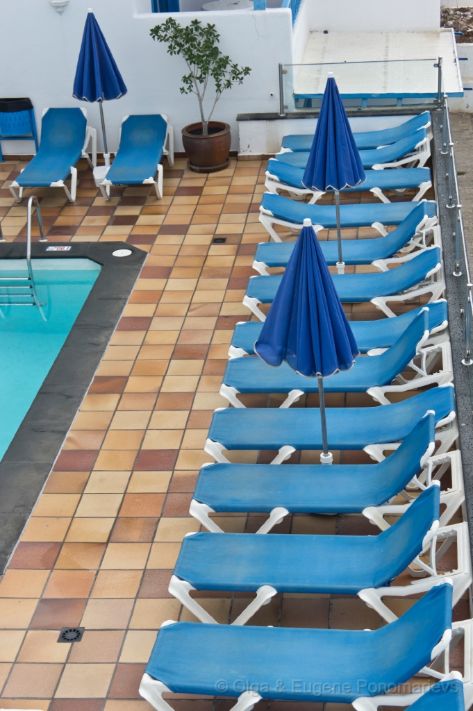 EUGENE20111003_DSC1528.jpg - Agua Marina. Piscina.