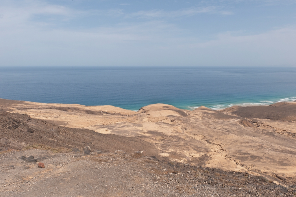 EUGENE20111004_DSC3449.jpg - En la ruta a Cofete. Mirador a las playas grandes.