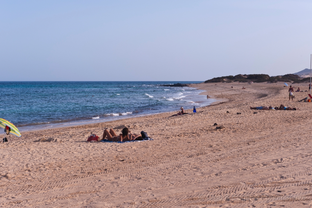 EUGENE20111004_DSC3507.jpg - FV-1. La playa buena.