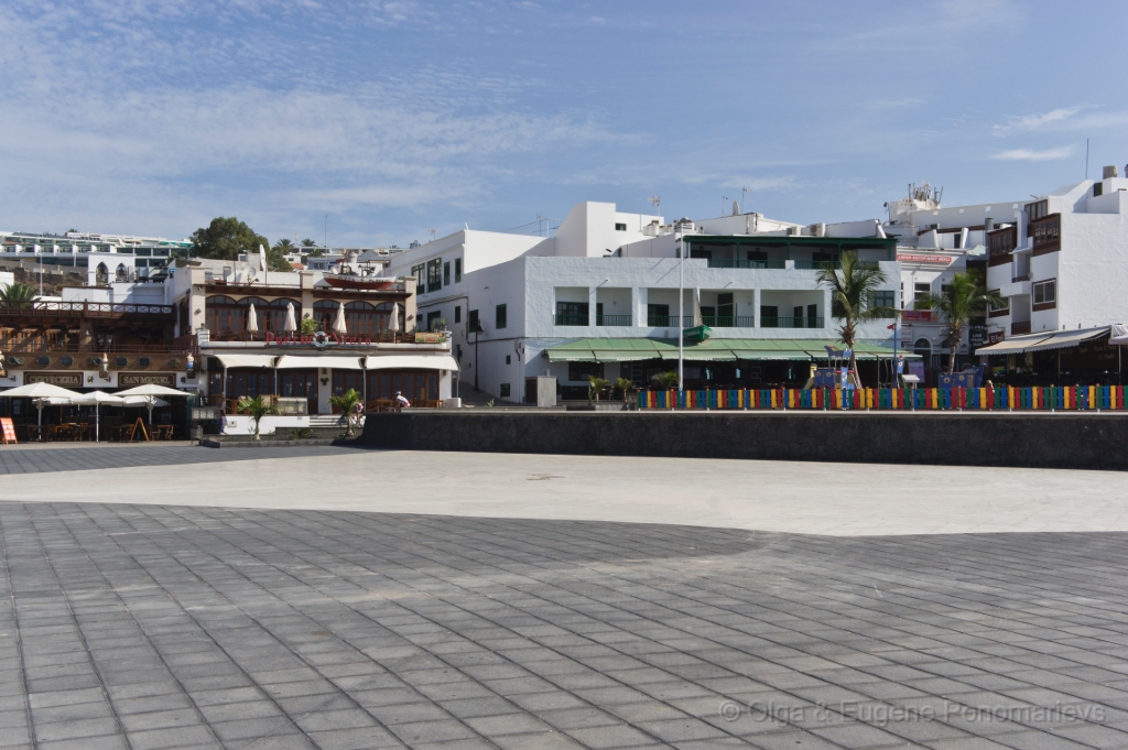 EUGENE20111006_DSC1595.jpg - Puerto de Puerto del Carmen
