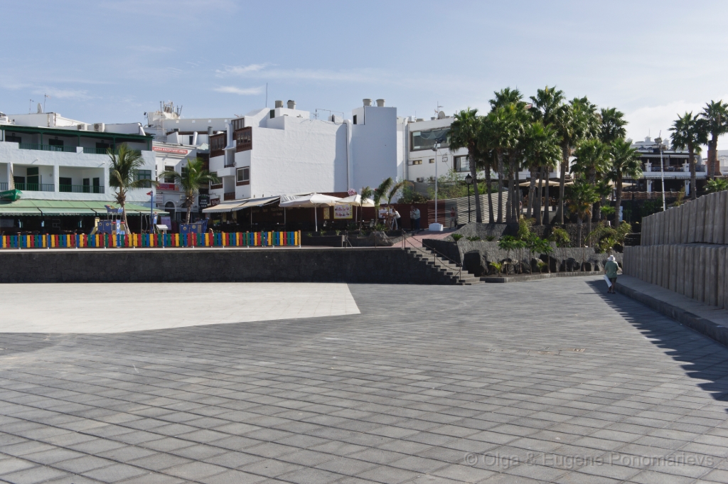 EUGENE20111006_DSC1596.jpg - Puerto de Puerto del Carmen