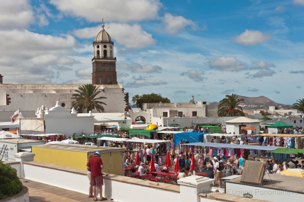 EUGENE_20110925_DSC3072.jpg - Mercadillo en Teguise