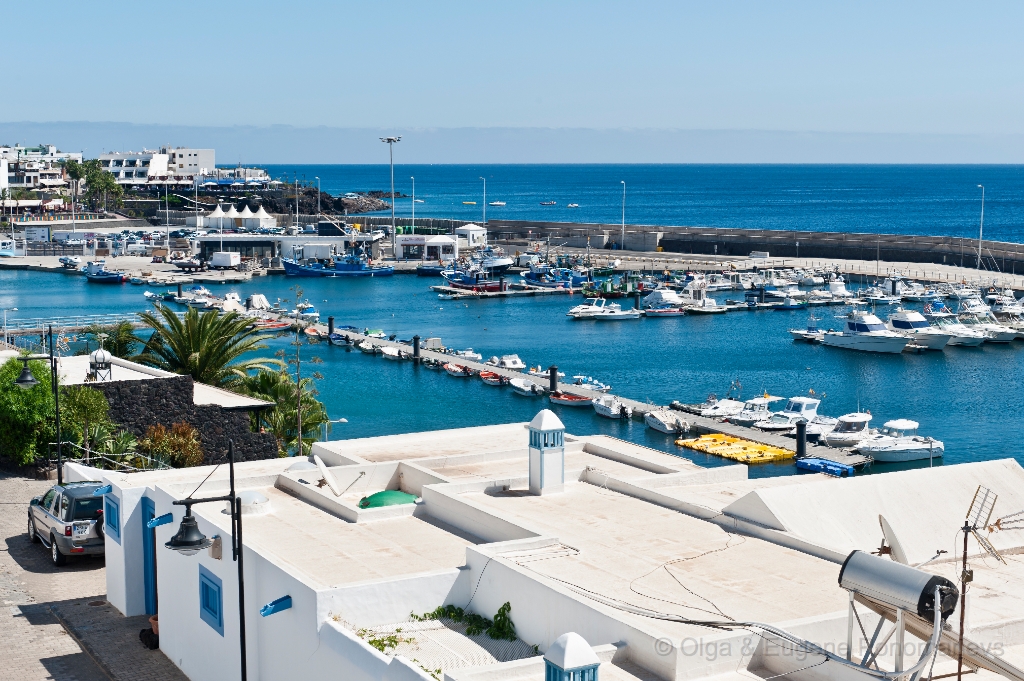 EUGENE_20110928_DSC3275.jpg - Puerto del Carmen. La vista del habitación 401.