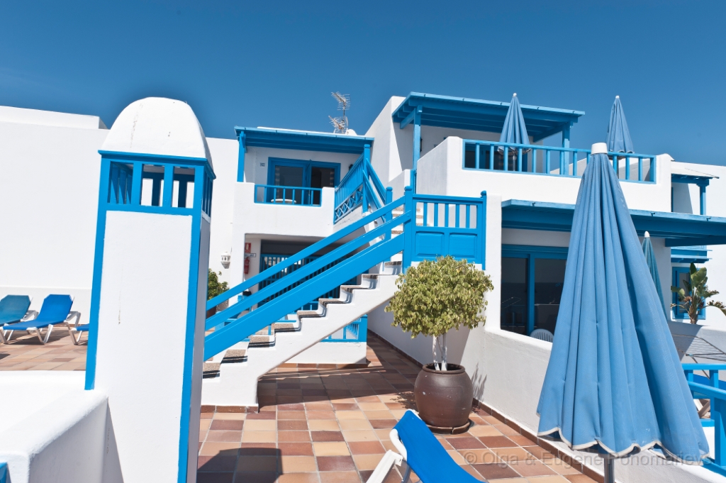 EUGENE_20110928_DSC3277.jpg - Agua Marina. Habitación 401.