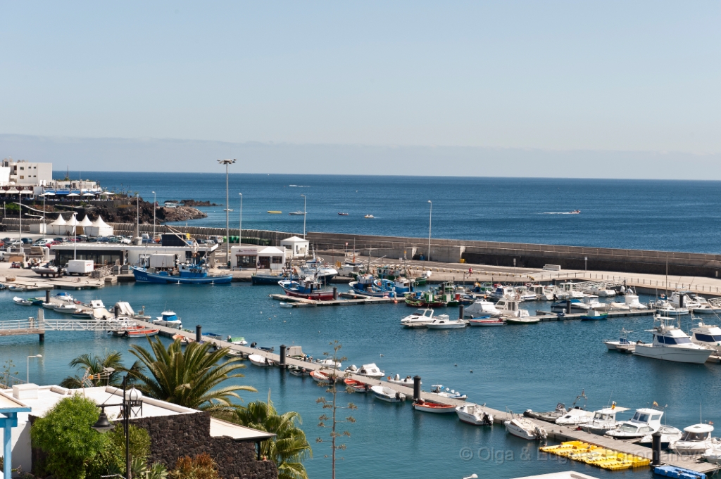 EUGENE_20110928_DSC3286.jpg - Puerto del Carmen. La vista del habitación 401.