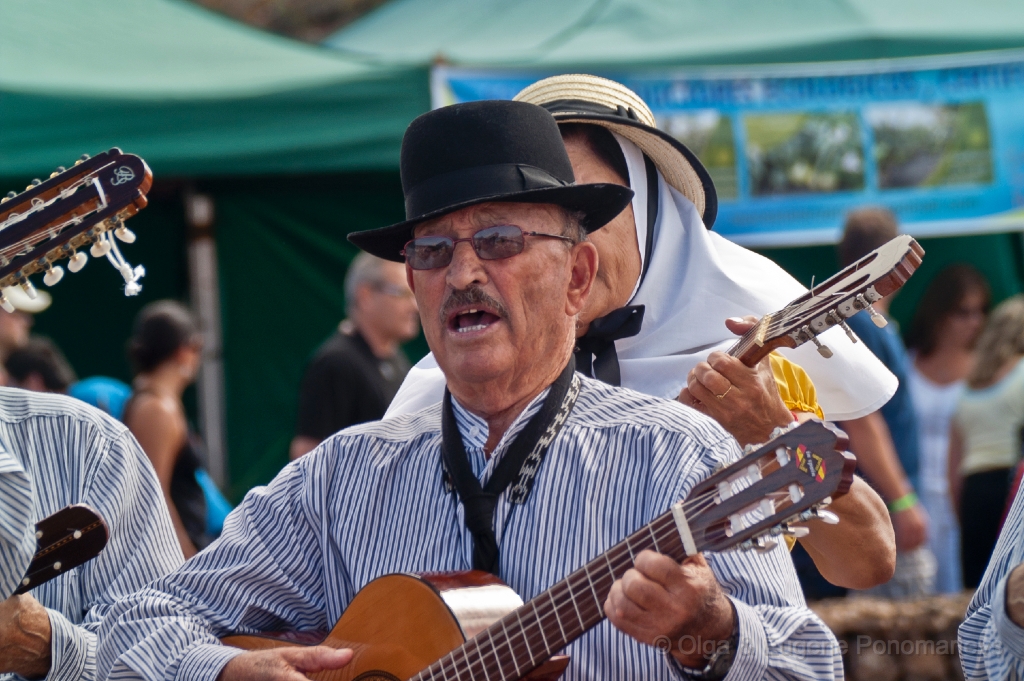 OLGA_20110925PICT2694.jpg - Mercadillo en Teguise
