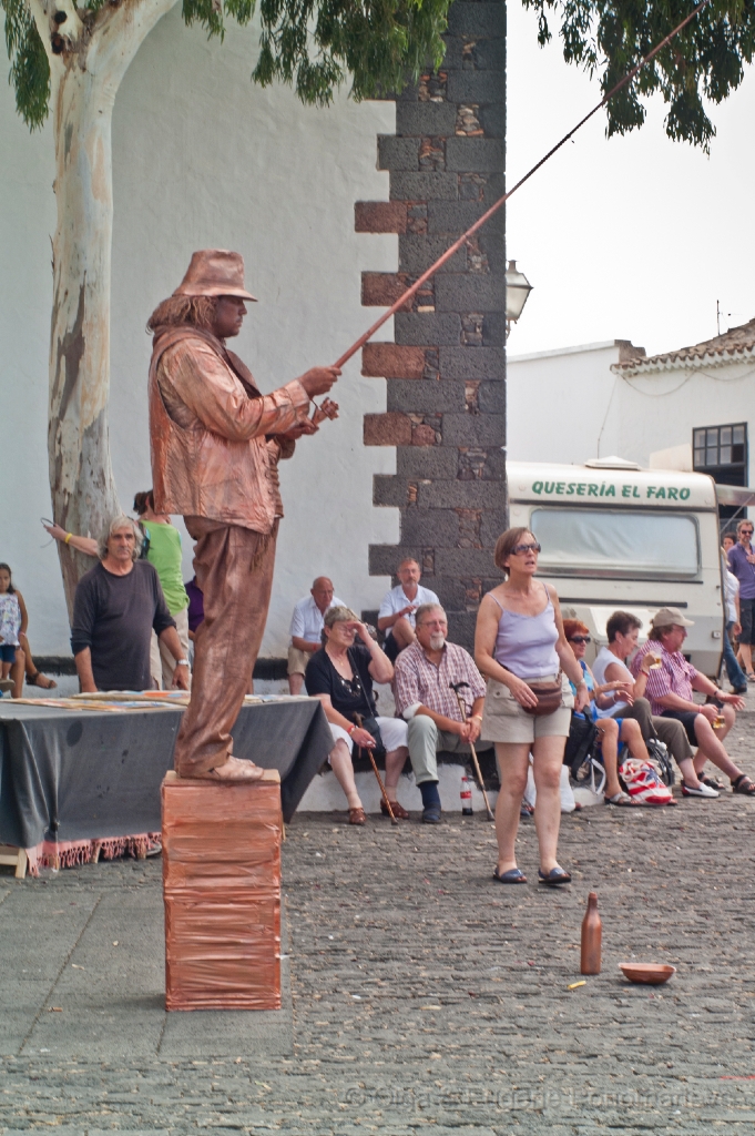 OLGA_20110925PICT2716.jpg - Mercadillo en Teguise