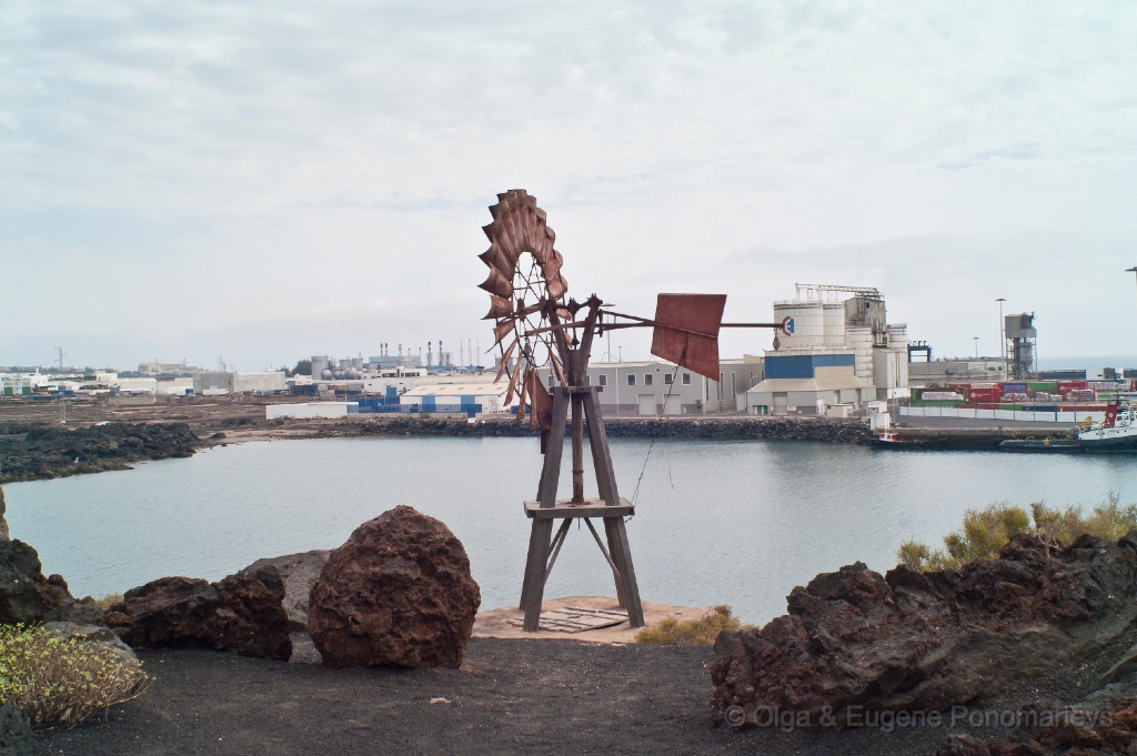OLGA_20111002PICT2886.jpg - Arrecife