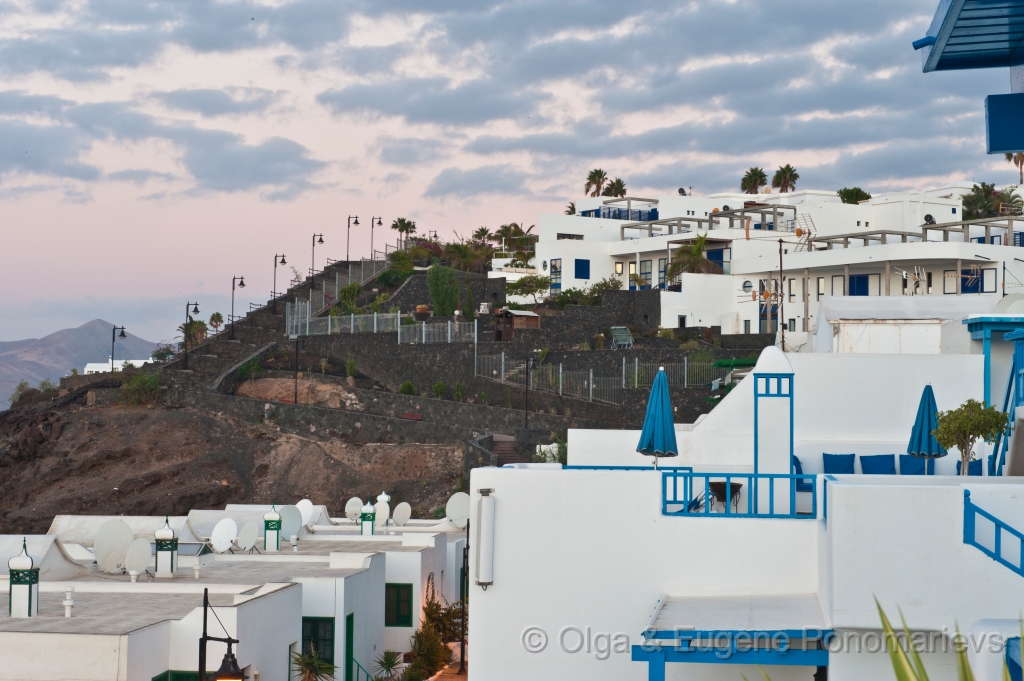 EUGENE20121002_DSC4399.jpg - Puerto del Carmen