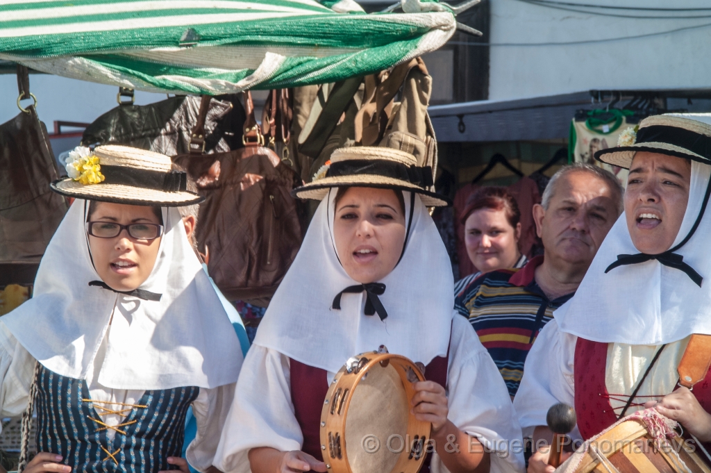 OLGA20121007PICT3651.jpg - Mercadillo en Teguise