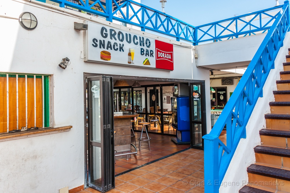 EUGENE20130903_DSC6919.jpg - La entrada al Groucho Pub