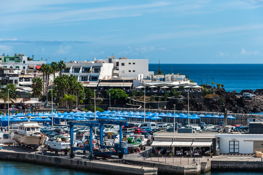 EUGENE20151008_DSC8575.jpg - La vista de #401 de “Agua Marina”