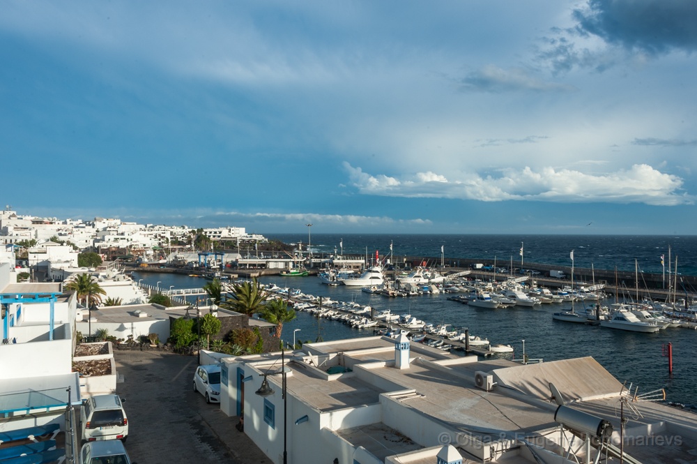 EUGENE20151016_DSC8841.jpg - La vista de #401 de “Agua Marina”