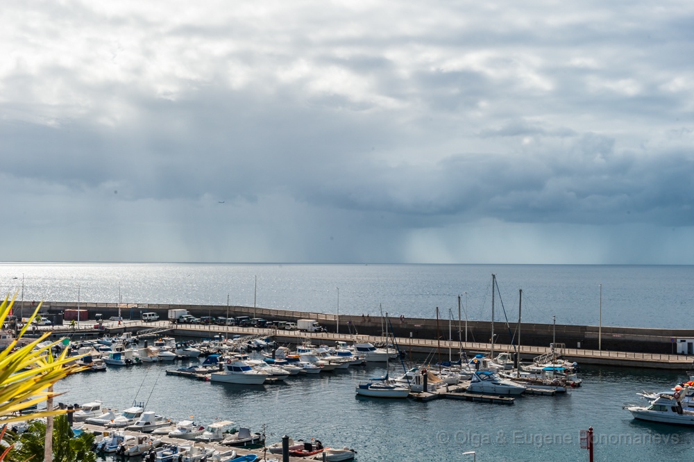EUGENE20161013_DSC9977.jpg - En varadero. Lluvias fuertes