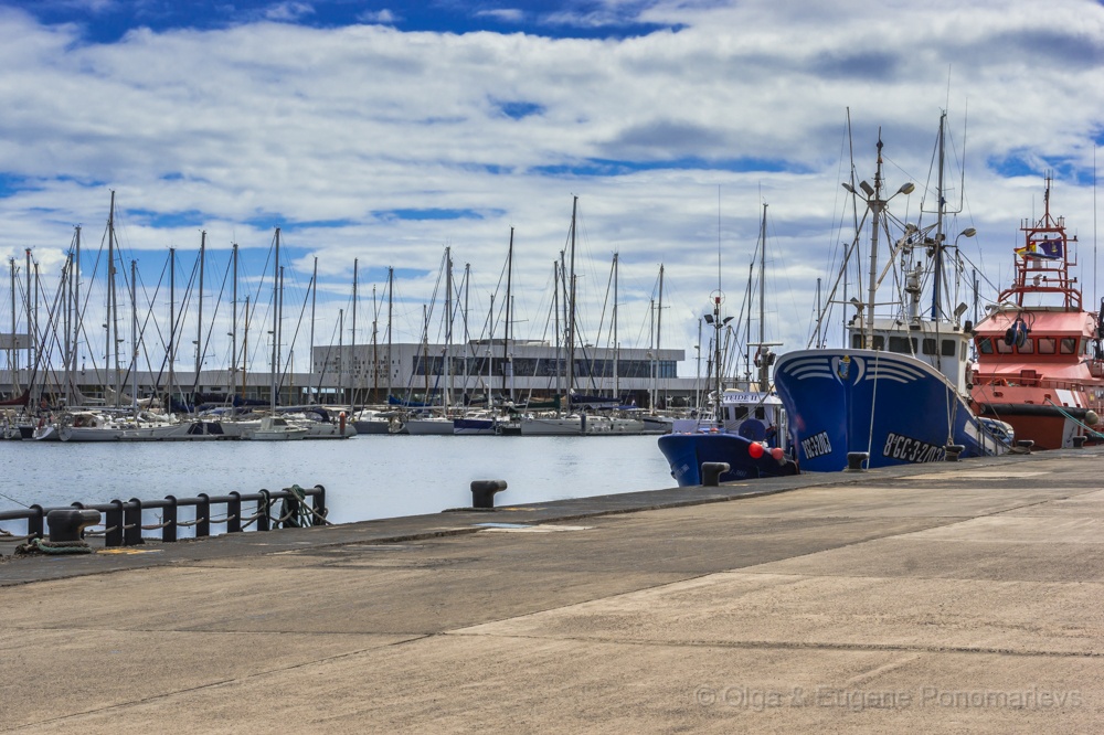 OLGA20181010_DSC3460.jpg - Puerto en Arrecife
